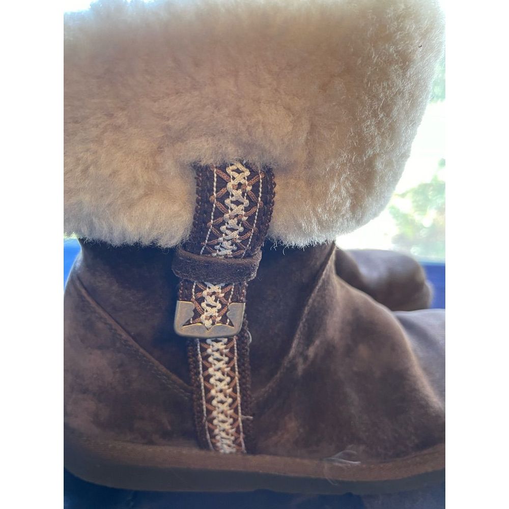 Women’s UGG boots size 7 - Picture 2 of 7